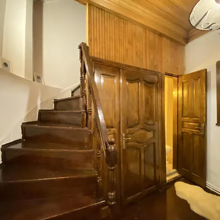 Historic Luetfi Pasha House In Balat 2br Hébergement de vacances *