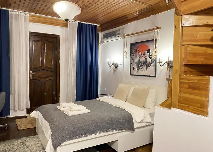 Villa Historic Luetfi Pasha House In Balat 2br *