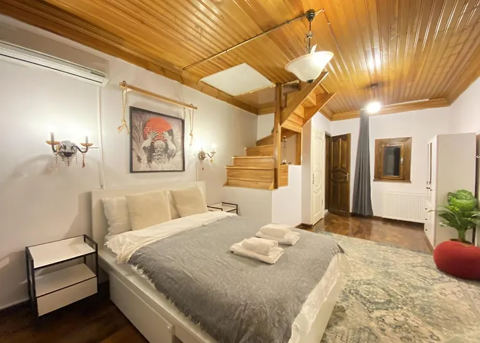 Villa Historic Luetfi Pasha House In Balat 2br Istanbul