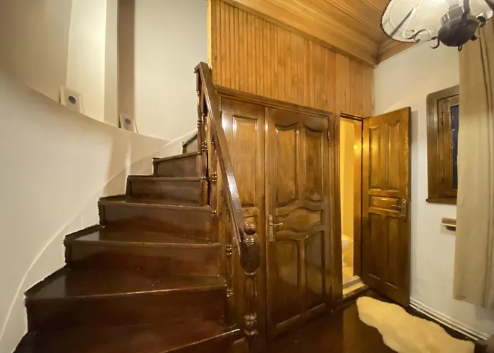 Historic Luetfi Pasha House In Balat 2br Villa *