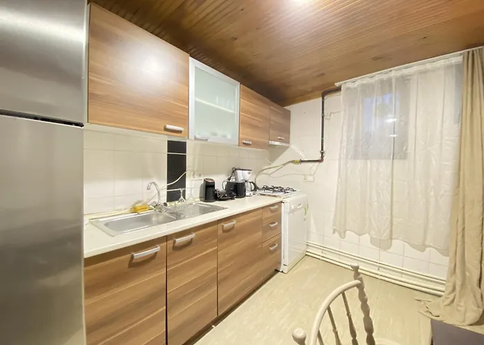 Villa Historic Luetfi Pasha House In Balat 2br Istanbul