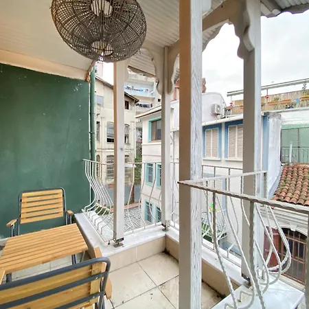 Historic Luetfi Pasha House In Balat 2br *