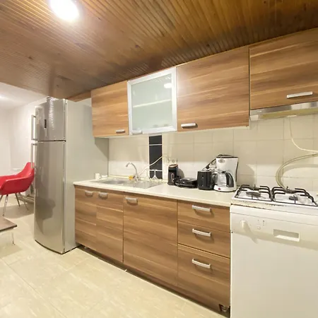 Historic Luetfi Pasha House In Balat 2br וילה איסטמבול