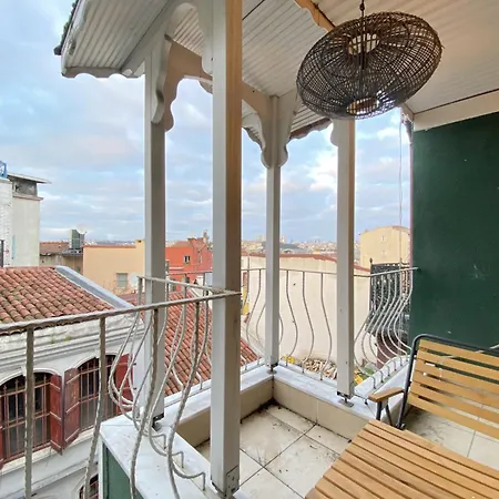 Historic Luetfi Pasha House In Balat 2br וילה איסטמבול