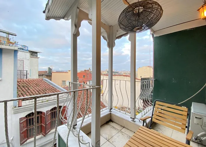 Historic Luetfi Pasha House In Balat 2br וילה איסטמבול